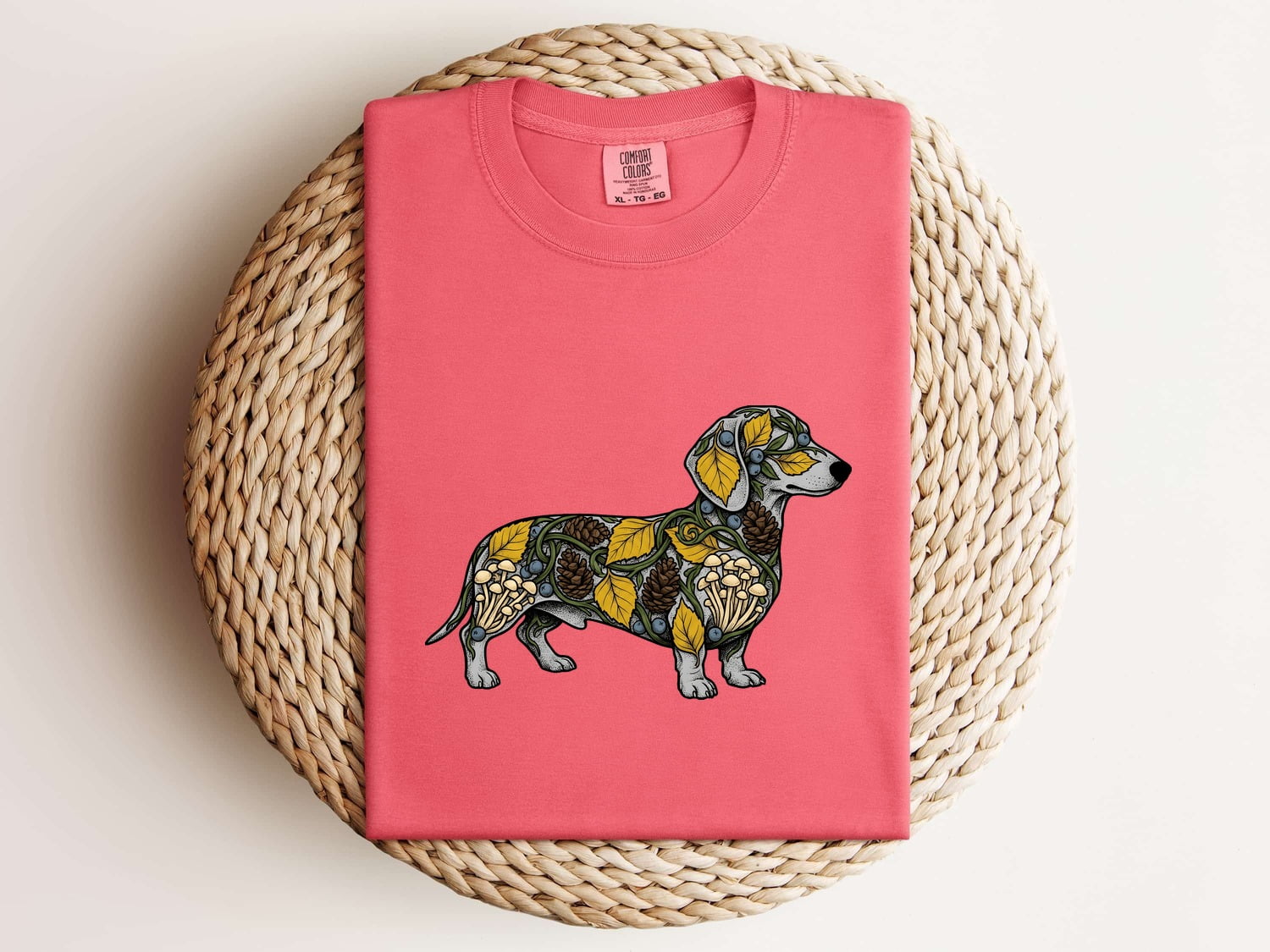 Dachshund Shirt for Women – Nature Leaf Art Wiener Dog Graphic Tee