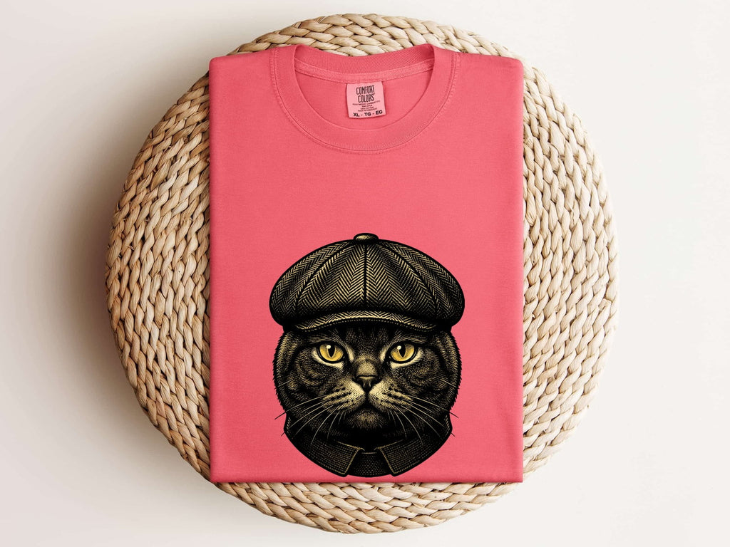 Tabby Cat Shirt for Women – Retro Striped Cat Graphic Tee