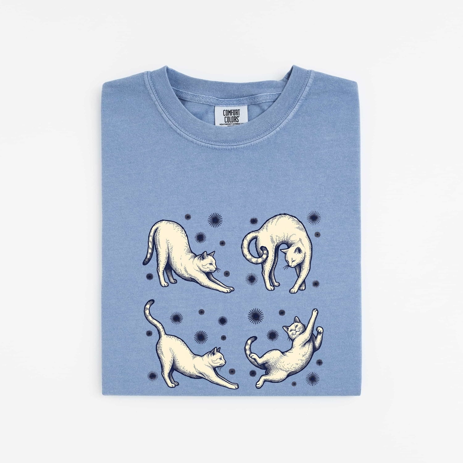 Cat Mom Graphic Tee – Retro Kitten Shirt for Women