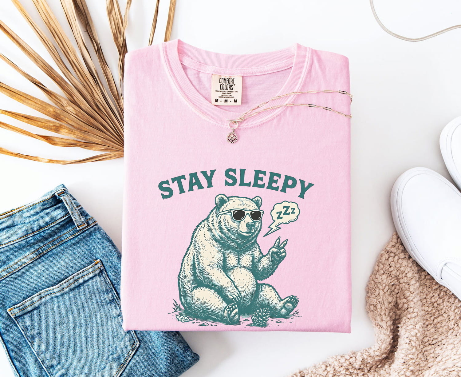 Bear Eyeglasses Shirt Funny Pets Gift Women Old School Tee Bear T-Shirt Humor Fan Vintage Tshirt Animal Graphic Cartoon Pine Cone Tshirt
