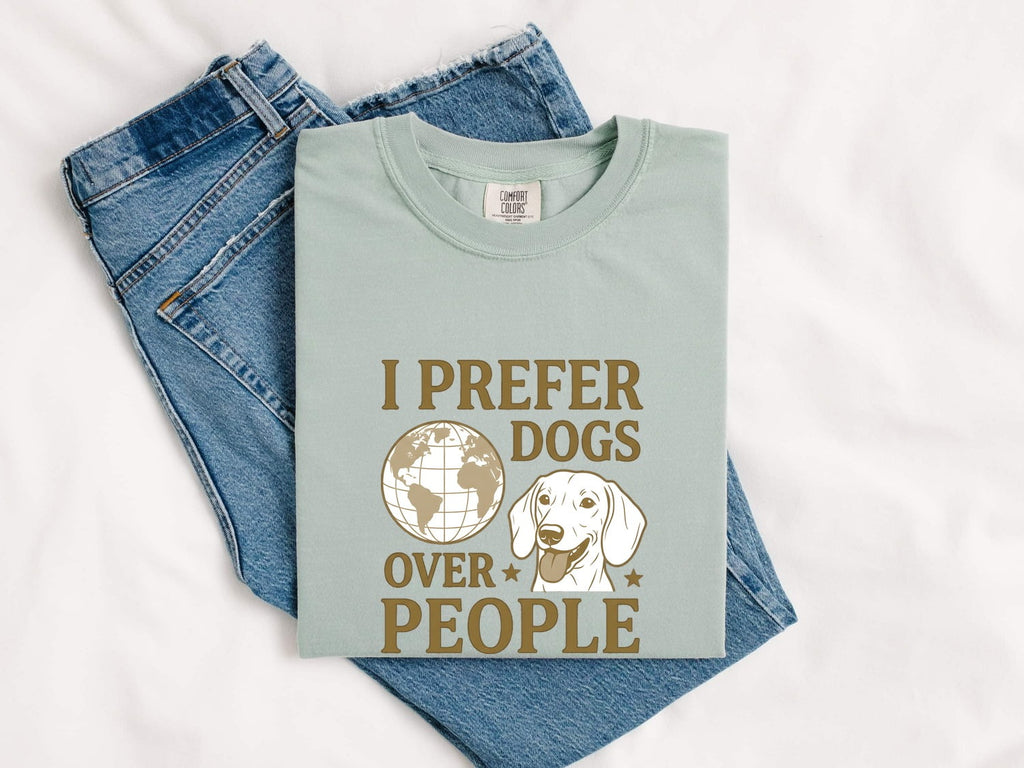 Dog Mom Graphic Tee – Vintage Dog Face Globe Shirt for Women