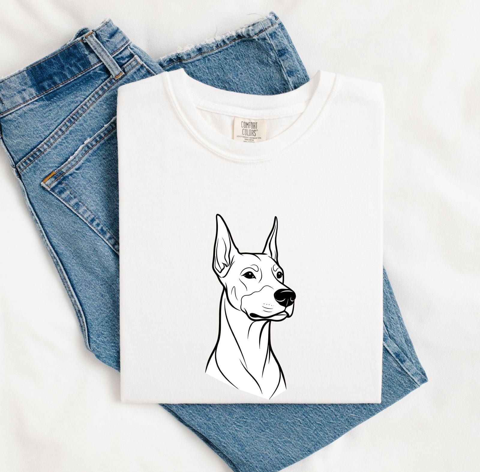 Doberman Shirt for Women – Minimalist Line Art Dog Graphic Tee