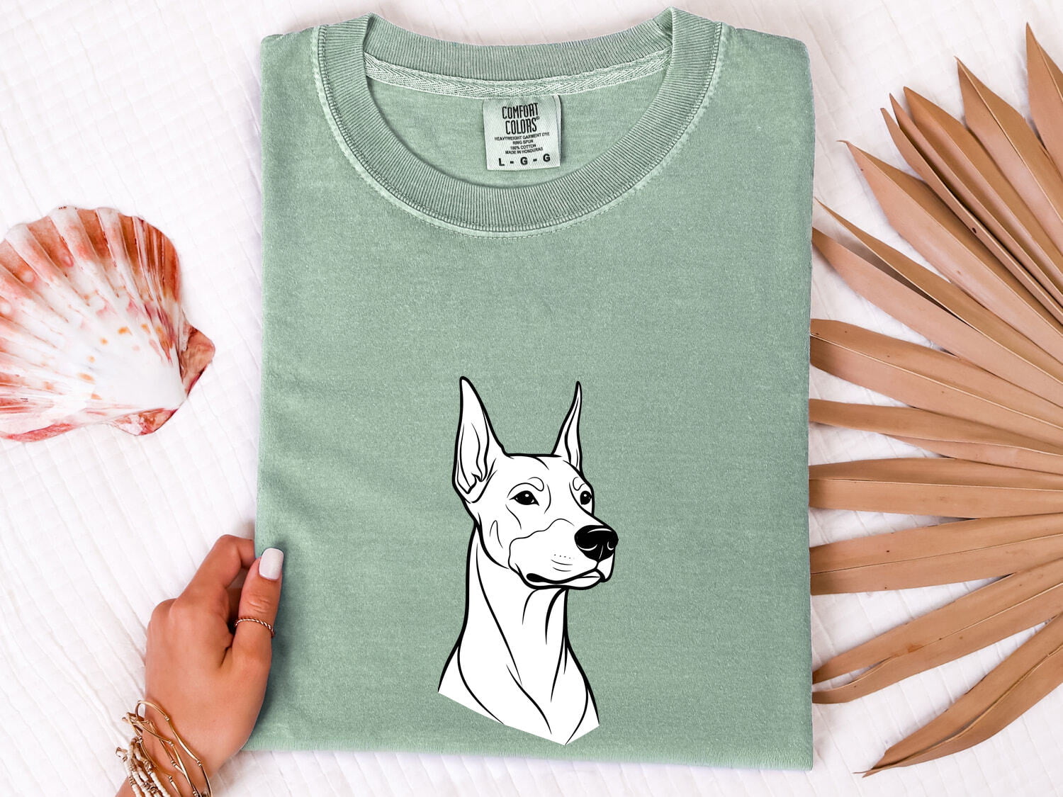 Doberman Shirt for Women – Minimalist Line Art Dog Graphic Tee