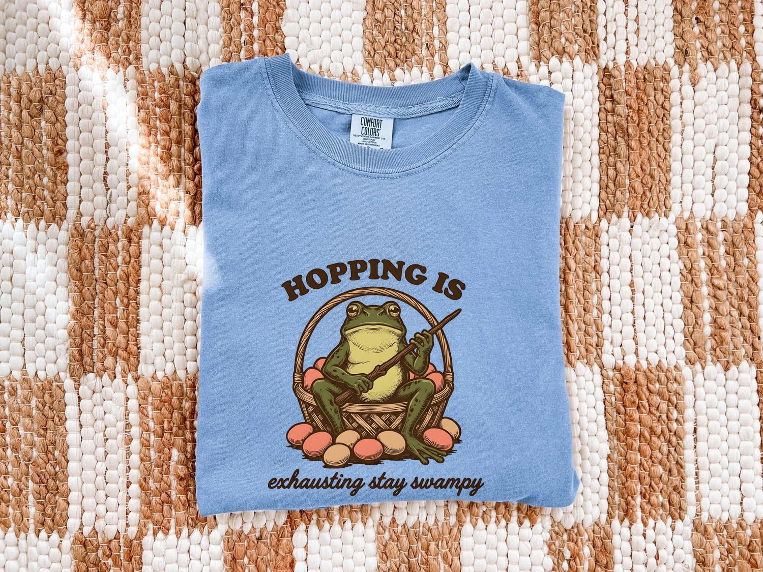 Frog Basket Shirt Easter Pets Gift Women Rustic Tee Wicker T-Shirt Easter Fan Handmade Tshirt Animal Graphic Pencil Drawing Eggs Tshirt