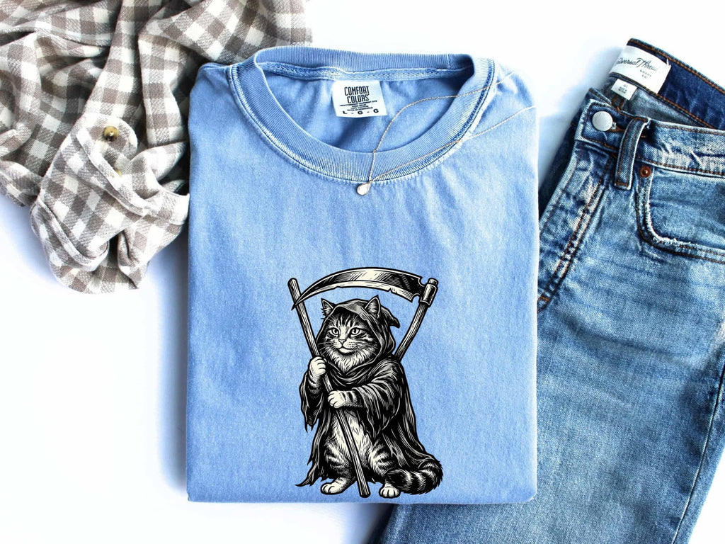 Cat Grim Reaper Shirt Cat Halloween Gift Women Gothic Tee Kitty T-Shirt Cat Fan Dark Tshirt Spooky Graphic Vintage Scythe Tshirt