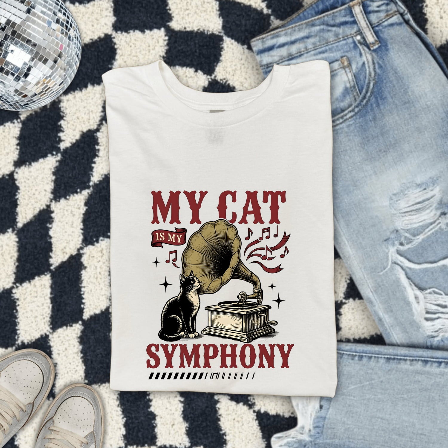 Cat Phonograph Shirt Cat Music Gift Women Vintage Tee Gramophone T-Shirt Feline Fan Retro Tshirt Melody Graphic Hand Drawn Music Notes