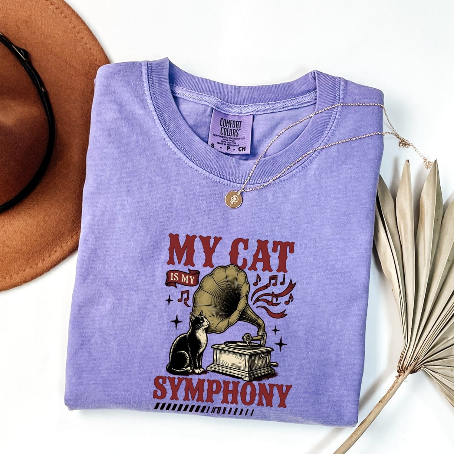Cat Phonograph Shirt Cat Music Gift Women Vintage Tee Gramophone T-Shirt Feline Fan Retro Tshirt Melody Graphic Hand Drawn Music Notes