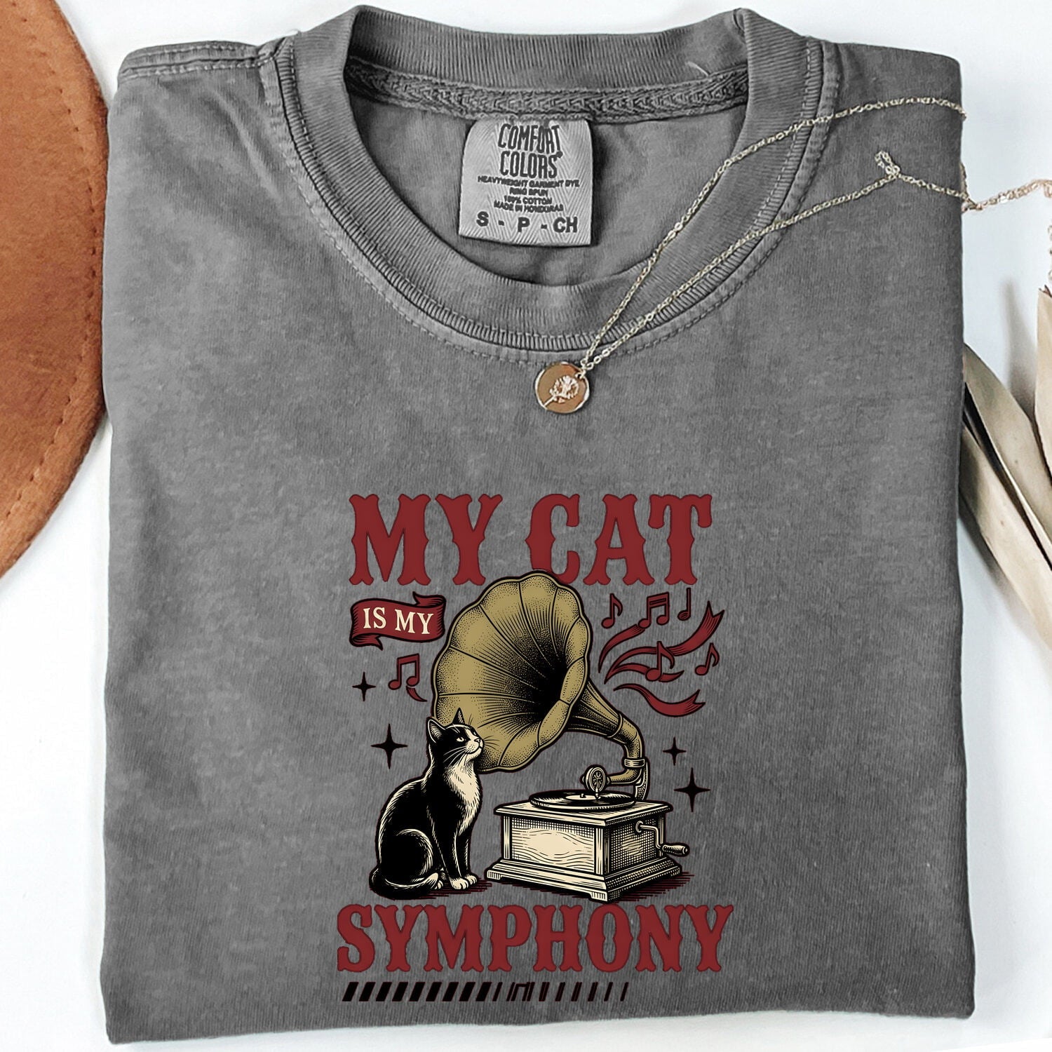Cat Phonograph Shirt Cat Music Gift Women Vintage Tee Gramophone T-Shirt Feline Fan Retro Tshirt Melody Graphic Hand Drawn Music Notes