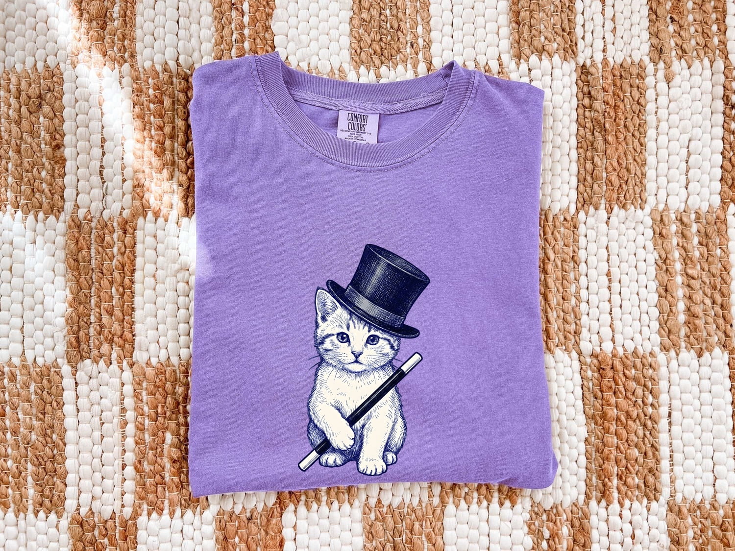 Cat Top Hat Shirt Cat Wizardry Gift Women Doodle Tee Feline T-Shirt Cat Fan Kitty Tshirt Magic Graphic Comic Wizard Stick Tshirt
