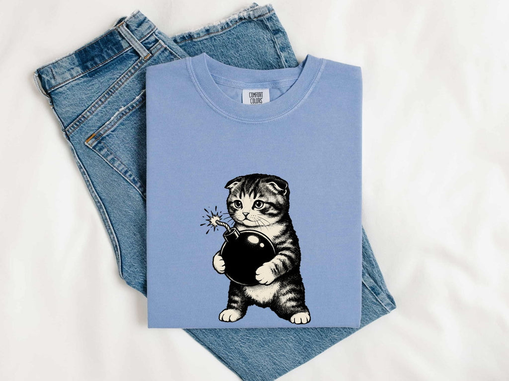 Cat Bomb Shirt Cat Joke Gift Women Retro Tee Feline T-Shirt Cat Fan Kitty Tshirt Humor Graphic Sketch Wick Tshirt