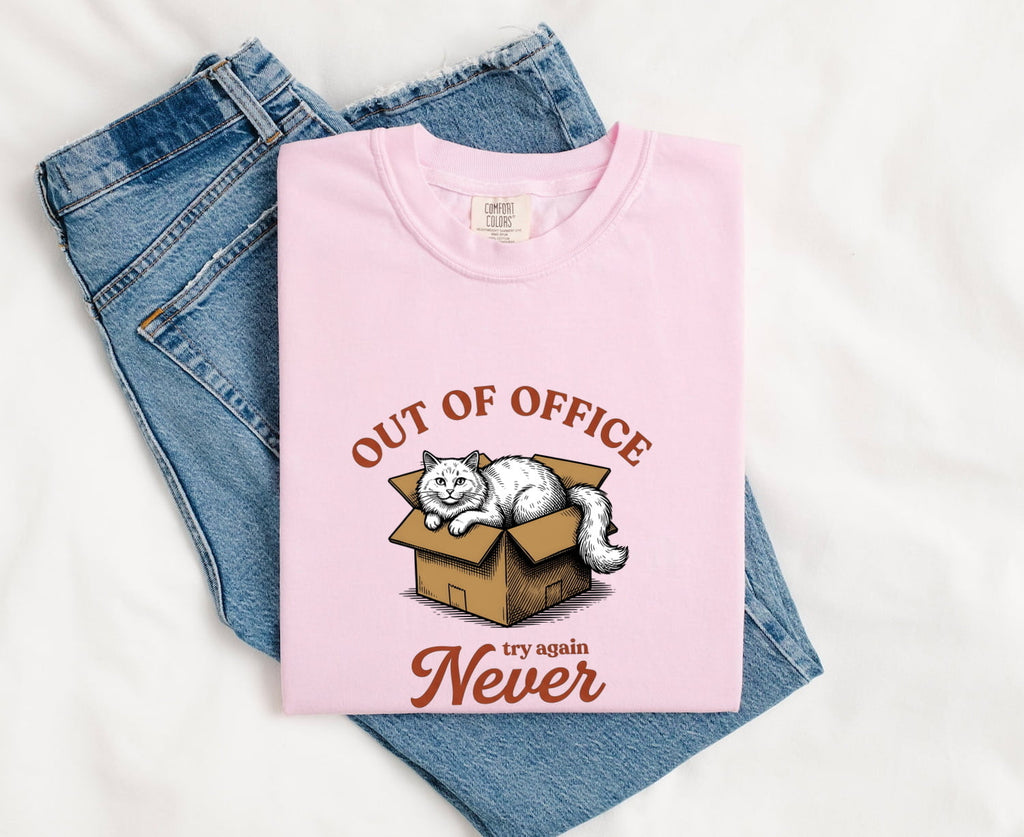 Cat Box Shirt for Women – Funny Vintage Cardboard Box Hand Drawn Graphic Tee