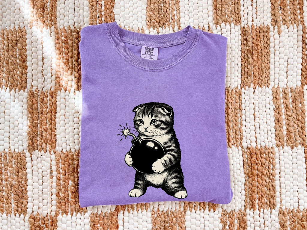 Funny Cat Shirt for Women – Retro Bomb Sketch Humor Kitty Graphic Tee