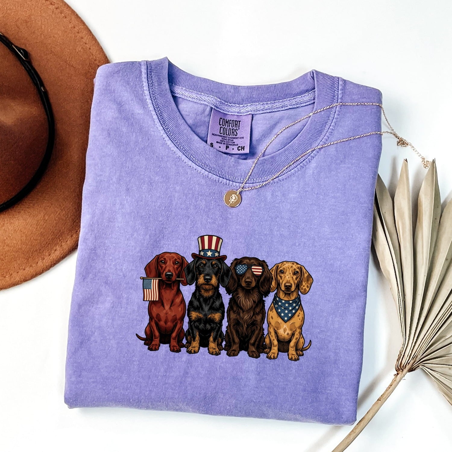Miniature Dachshund Shirt for Women – Vintage Old School Patriotic Wiener Dog Graphic Tee