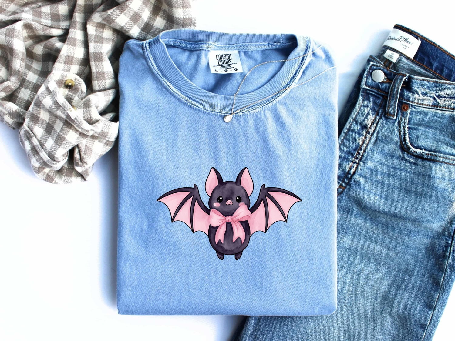 Charming Bat Shirt Halloween Pets Gift Women Anime Tee Flying Fox T-Shirt Spooky Fan Manga Tshirt Animal Graphic Marker Blush Bow Tshirt