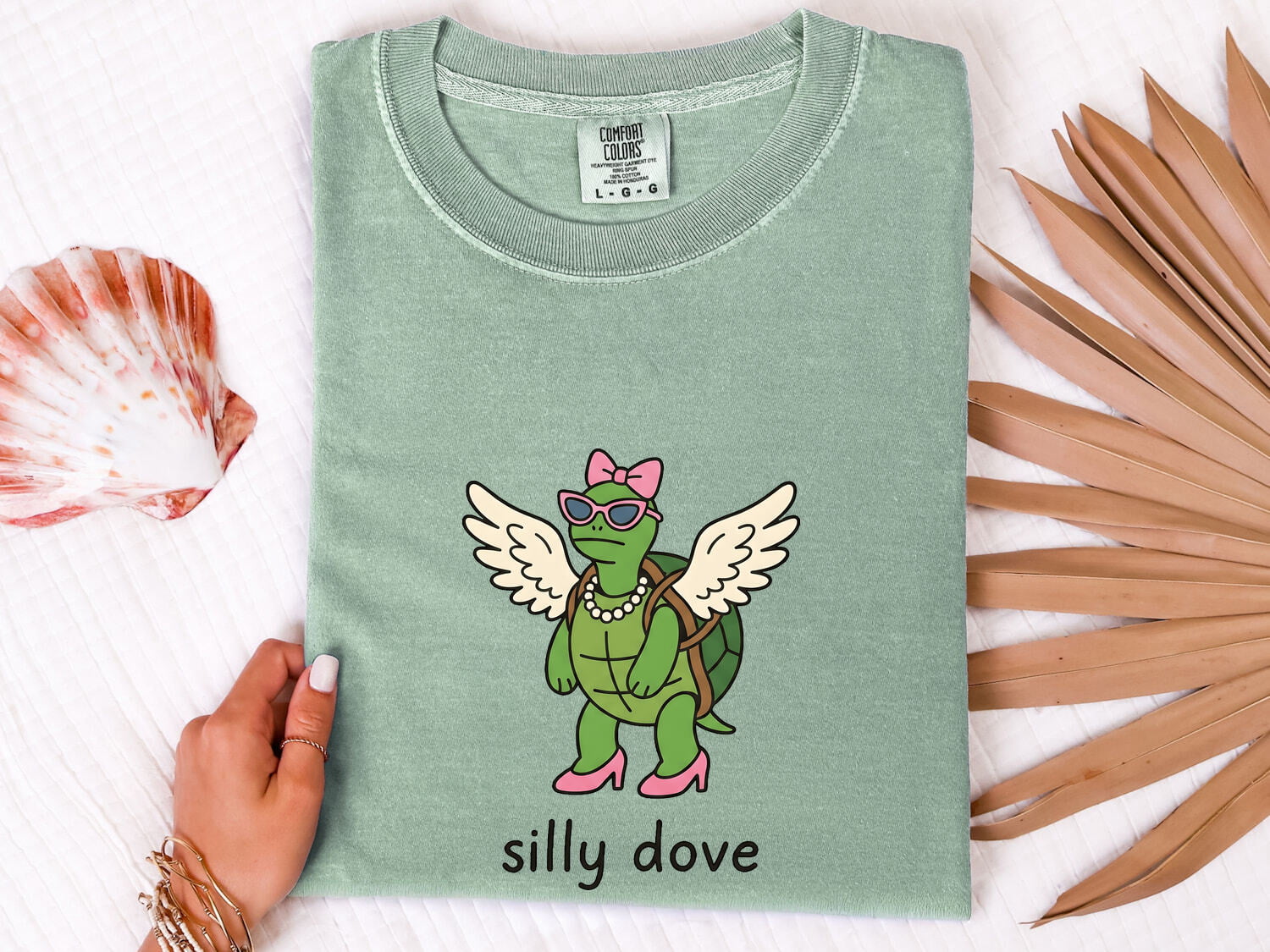 Turtle Wings Shirt Funny Pet Gift Women Animated Tee Torso T-Shirt Humor Fan Cartoon Tshirt Animal Graphic Quirky Cool Glasses Tshirt
