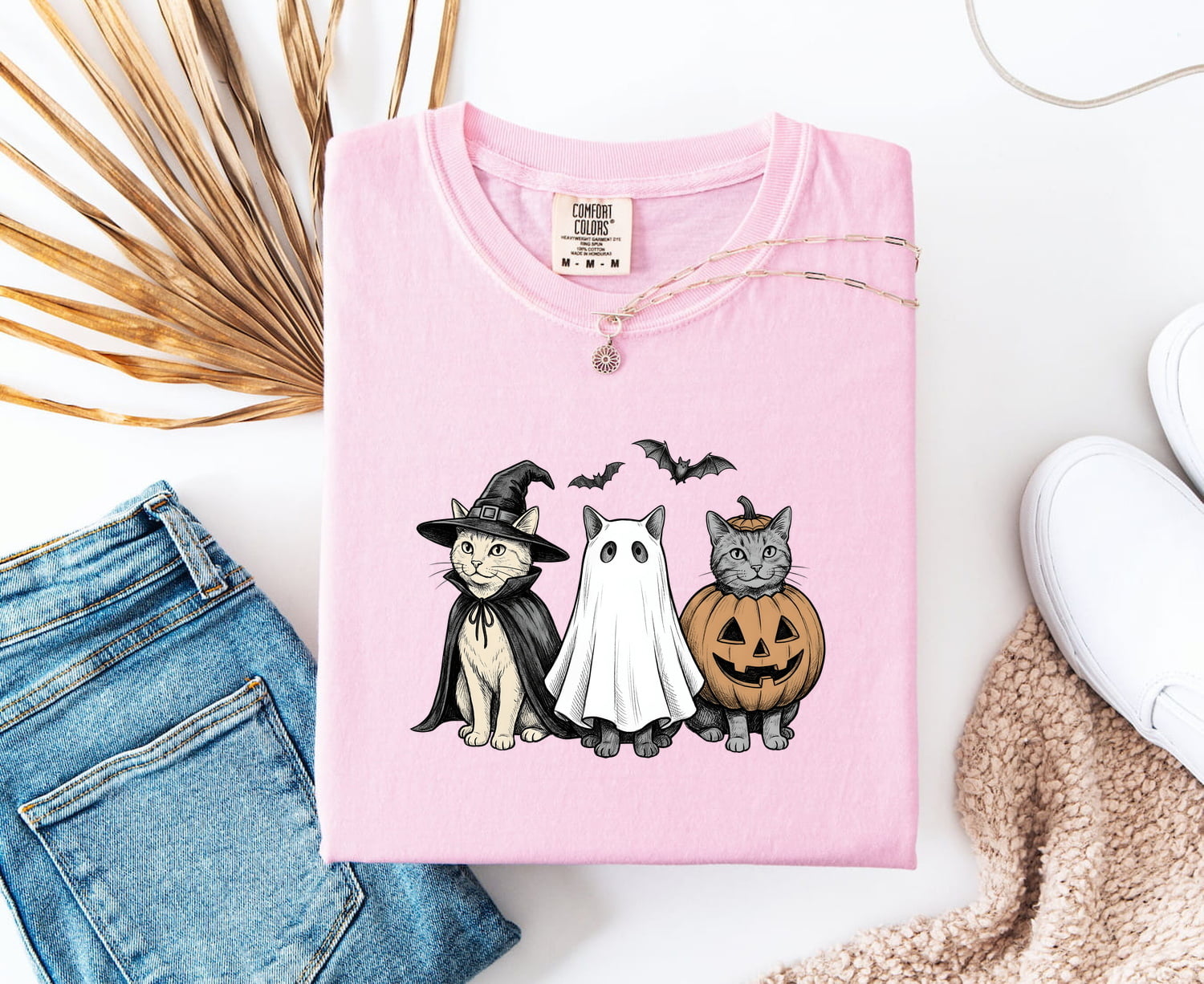 Kitty Outfit Shirt for Women – Halloween Retro Sketch Cat Costume Jack-O-Lantern Graphic Tee