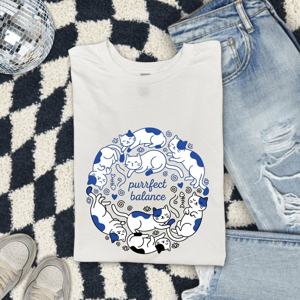 Napping Cats Shirt for Women – Simple Sketch Fish Skeleton Feline Graphic Tee