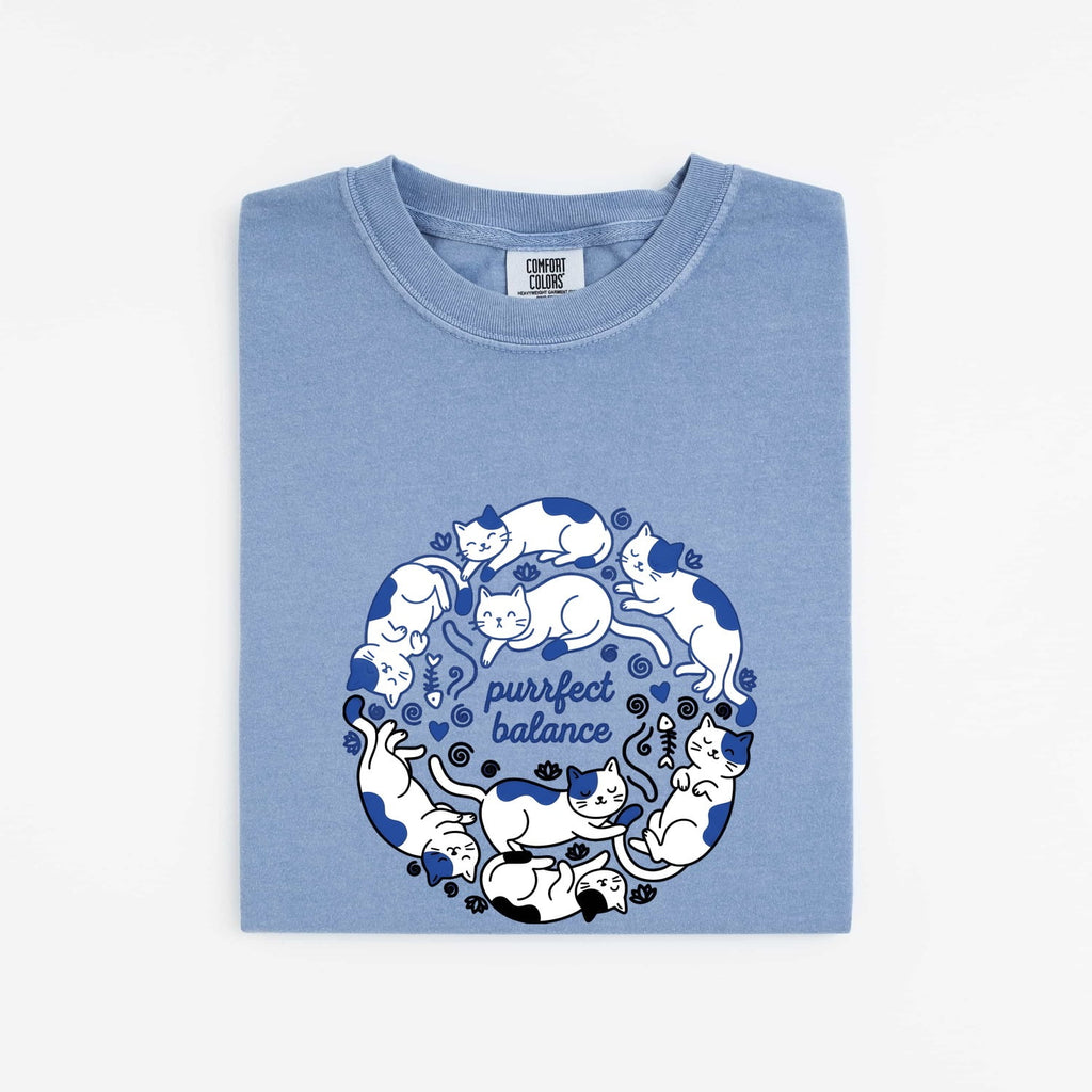 Napping Cats Shirt for Women – Simple Sketch Fish Skeleton Feline Graphic Tee
