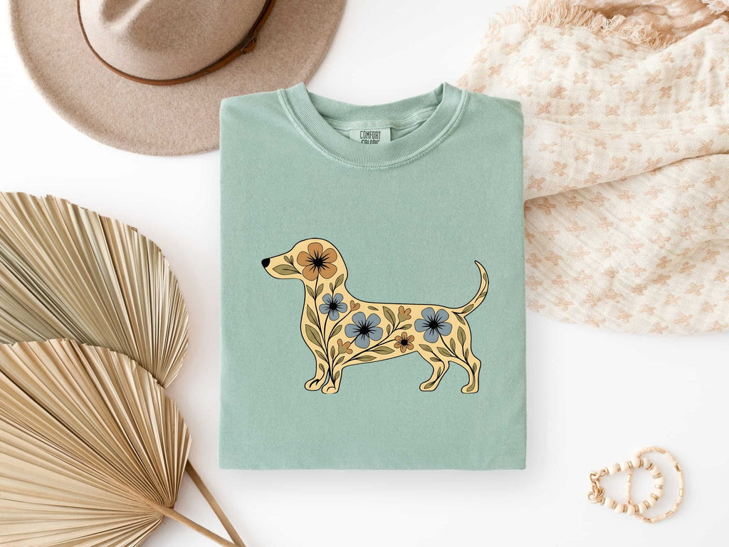 Dachshund Flowers Shirt Dog Pets Gift Women Vintage Tee Wiener Dog T-Shirt Dog Fan Retro Tshirt Animal Graphic Sketch Garden Flowers Tshirt