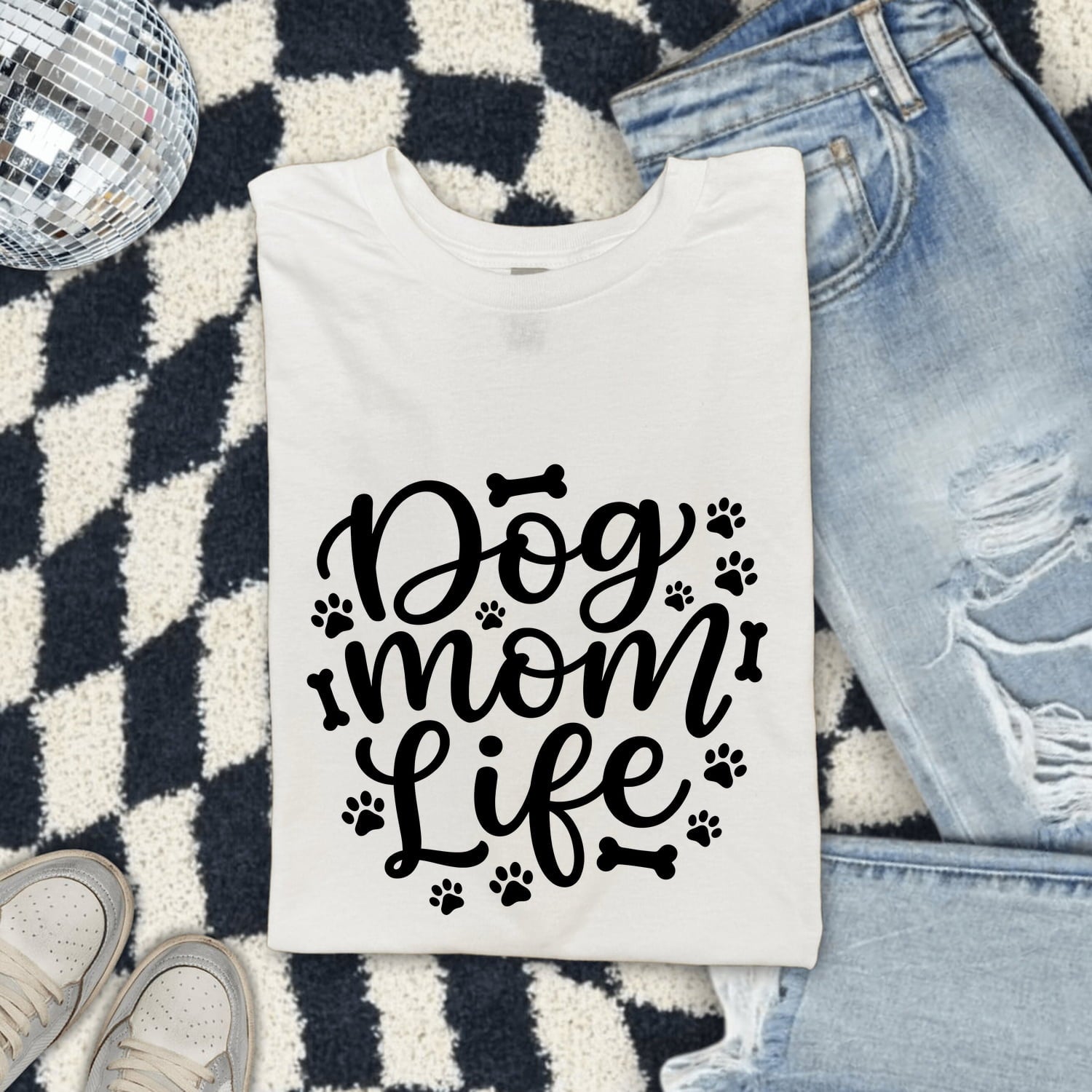 Dog Mom Shirt for Women – Funny Cartoon Contemporary Paw Marks Puppy Graphic Tee