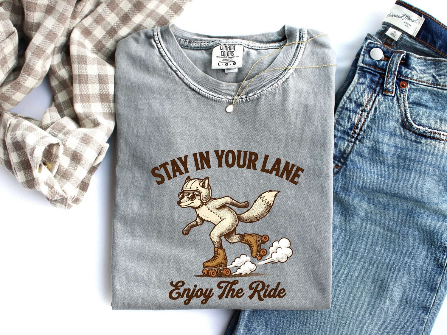 Fox Roller Skates Shirt for Women – Cute Retro Cartoon Inline Skate Helmet Animal Graphic Tee