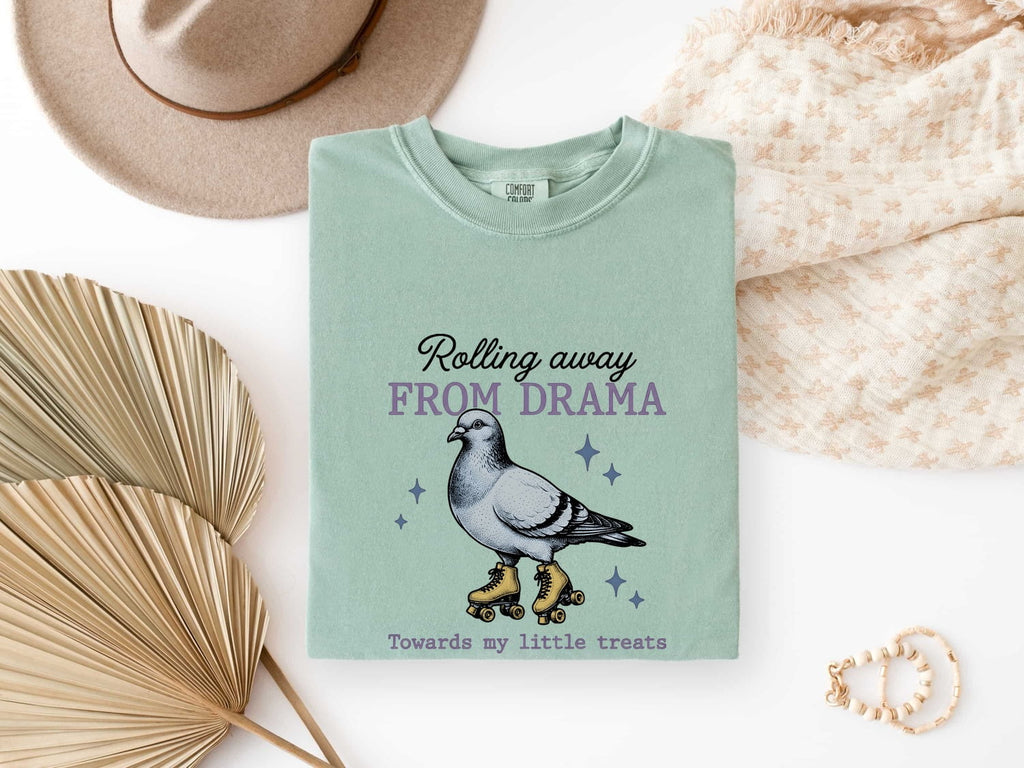 Roller Skates Pigeon Shirt for Women – Retro Vintage Sketch Humor Sparkle Animal Graphic Tee