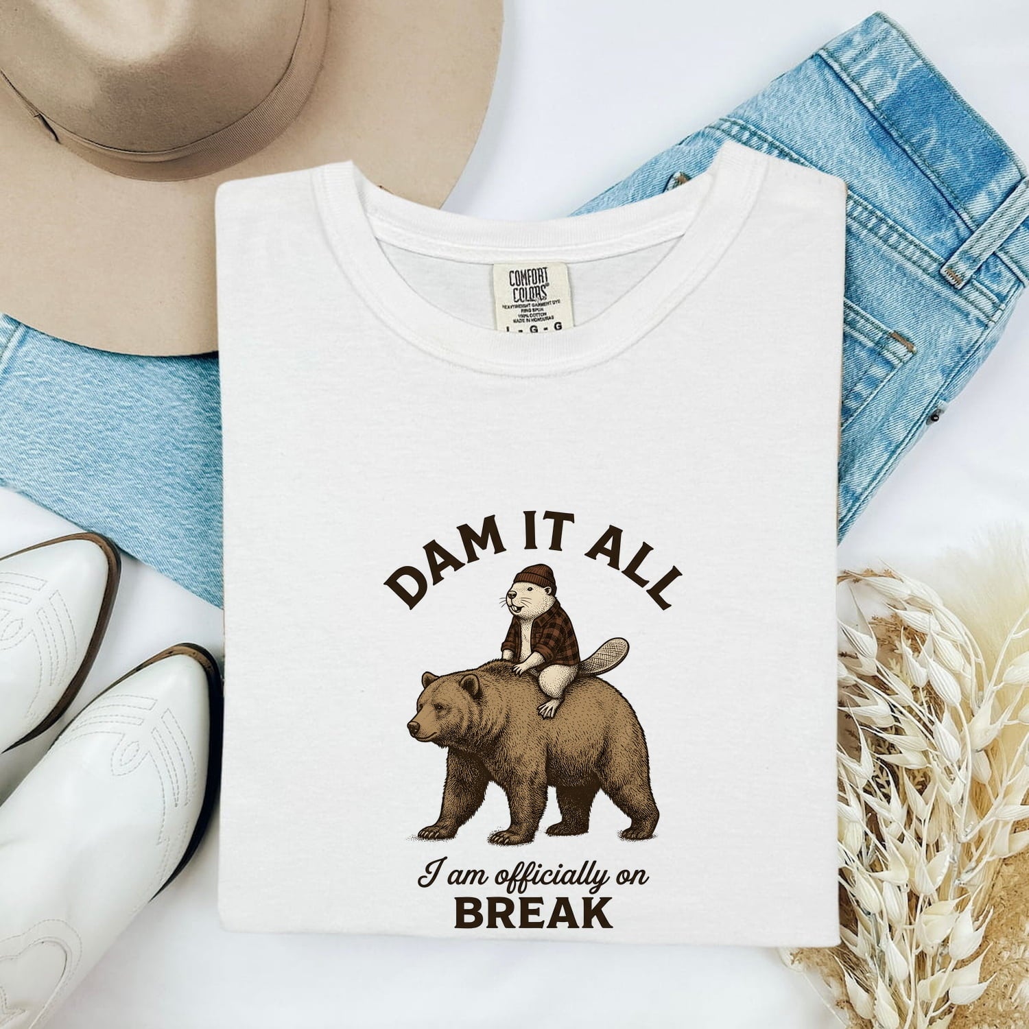 Beaver Shirt for Women – Funny Hand Drawn Line Art Flannel Illustrated Animal Graphic Tee