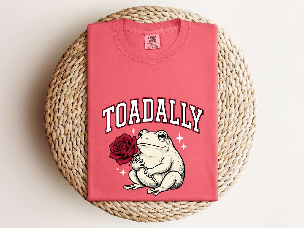 Valentine's Day Frog Shirt for Women – Old School Sketch Drawing Toad Rose Twinkles Graphic Tee