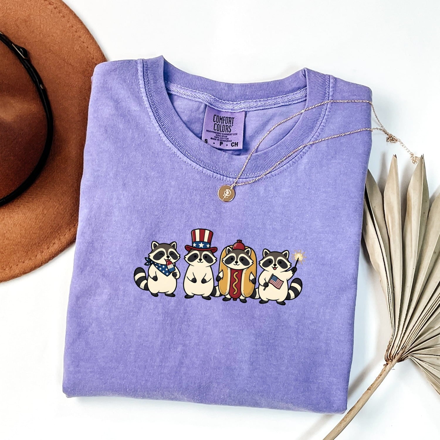 4th of July Raccoon Shirt for Women – Cute Patriotic Sketch Summer Animal Graphic Tee