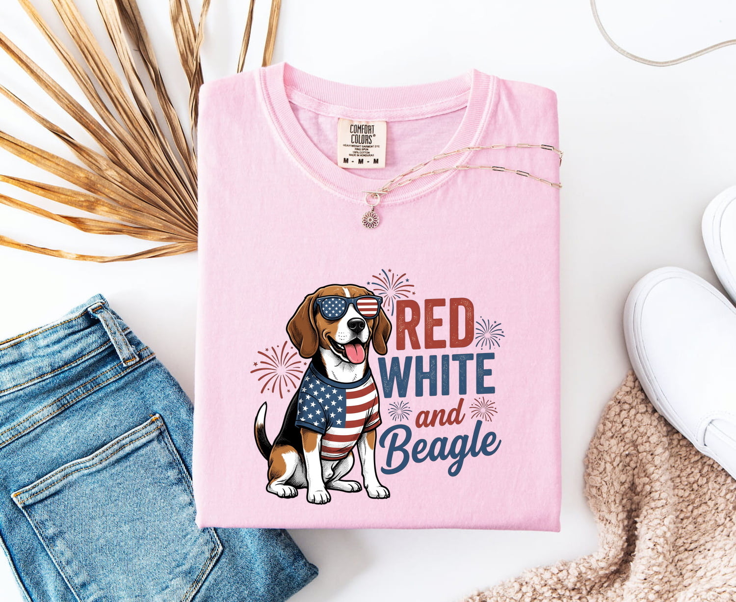 4th of July Beagle Shirt for Women – Distressed Vintage Hound Dog Independence Day Graphic Tee