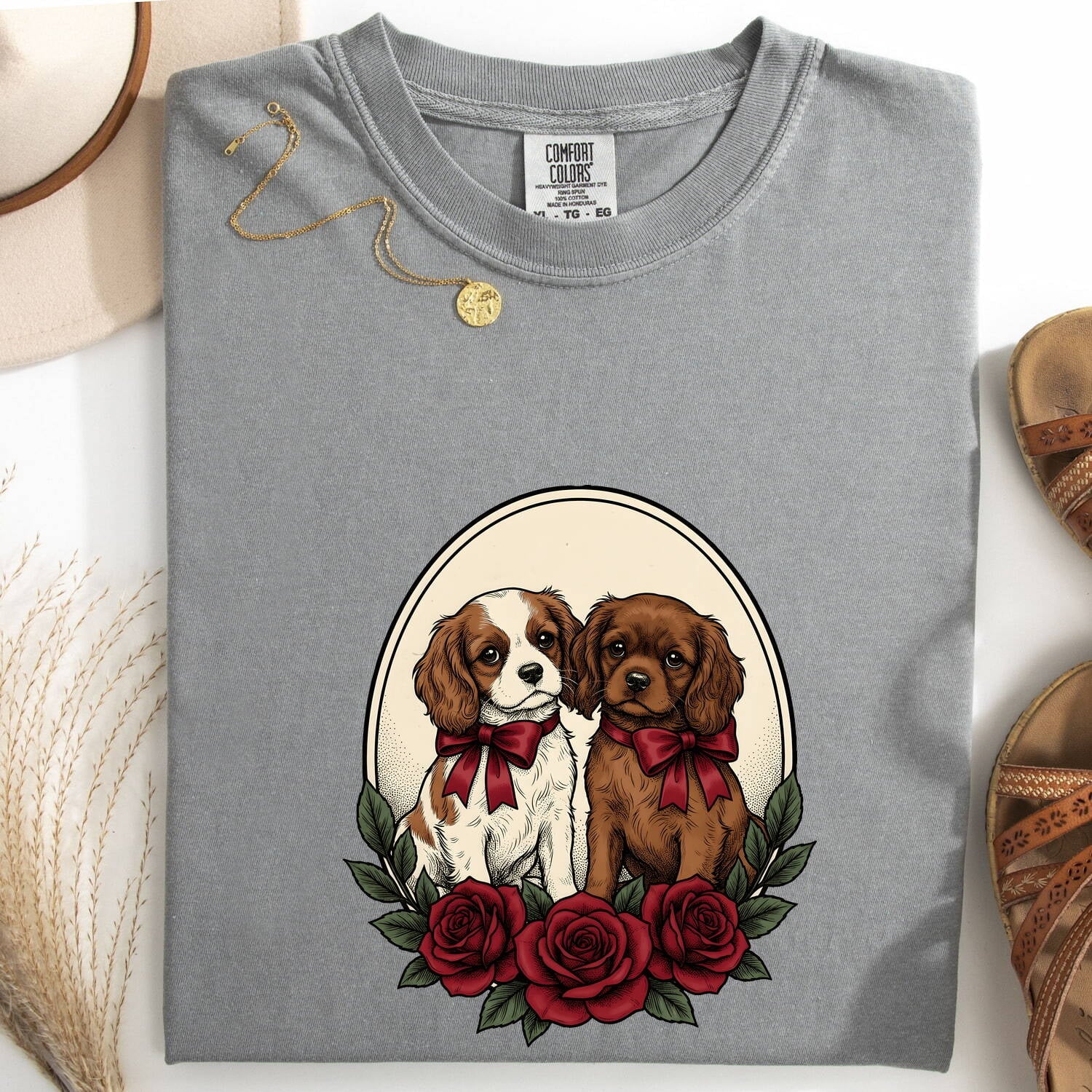 Cavalier Spaniel Shirt for Women – Valentine's Day Retro Vintage Dog Mom Graphic Tee
