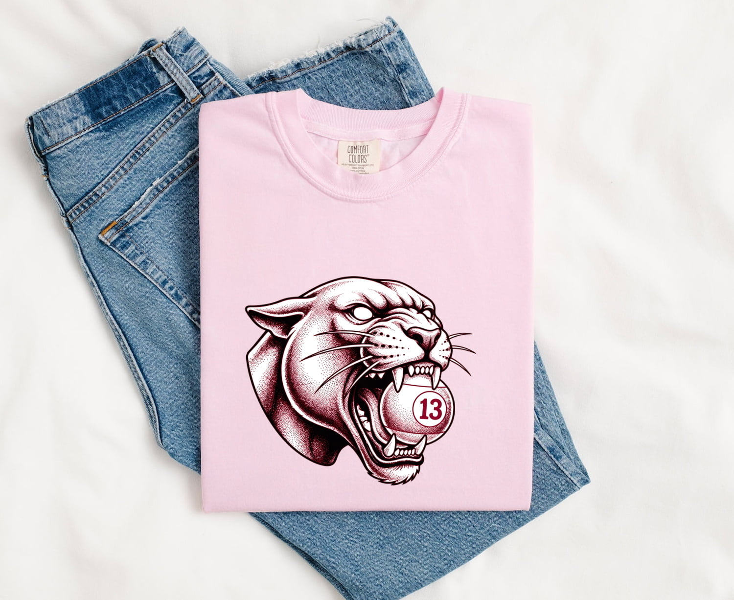 Panther Face Shirt for Women – Retro Arcade Gaming Leopard Illustration Graphic Tee