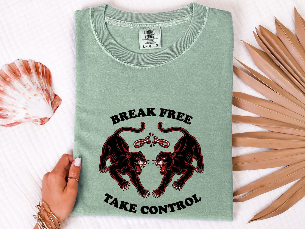 Black Cat Shirt for Women – Classic Old School Motivational Feline Graphic Tee