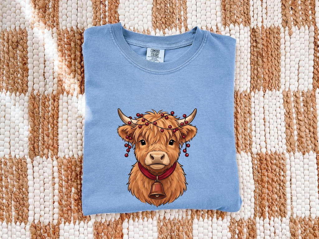 Scottish Cow Shirt for Women – Rustic Vintage Retro Cowbell Graphic Tee
