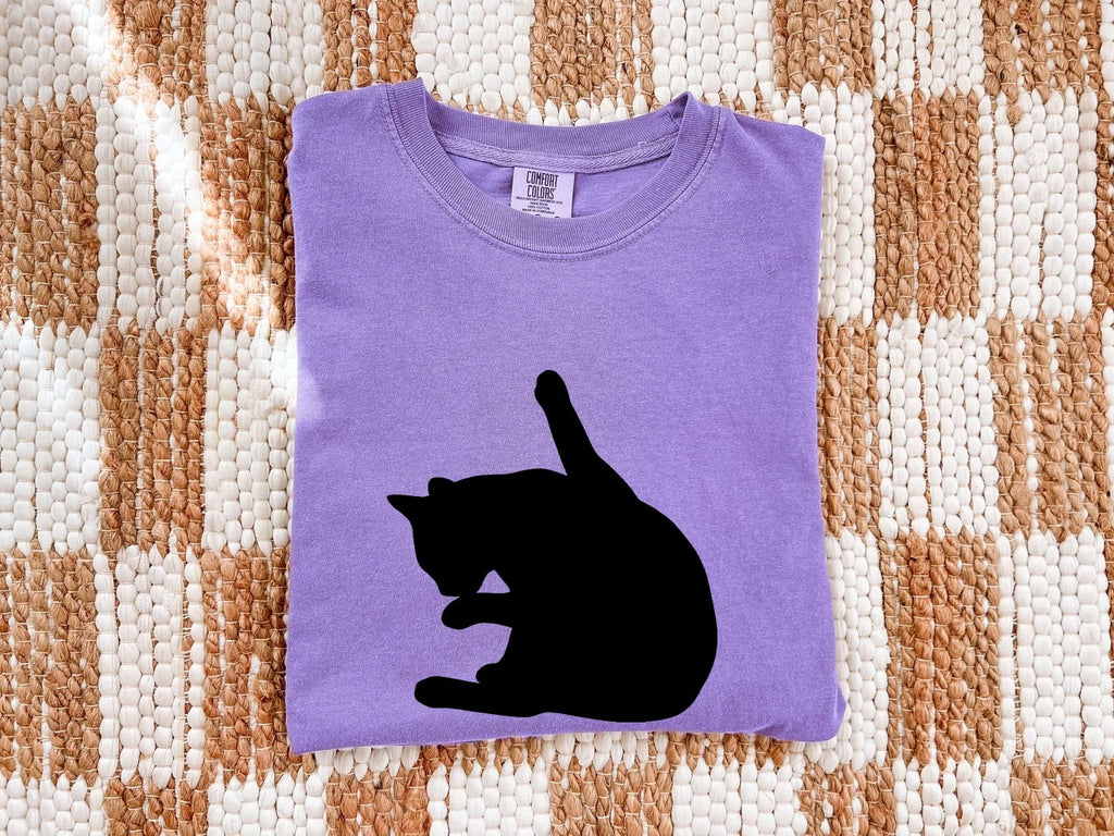 Cat Figure Shirt for Women – Simple Plain Fresh Pet Posture Illustration Feline Graphic Tee