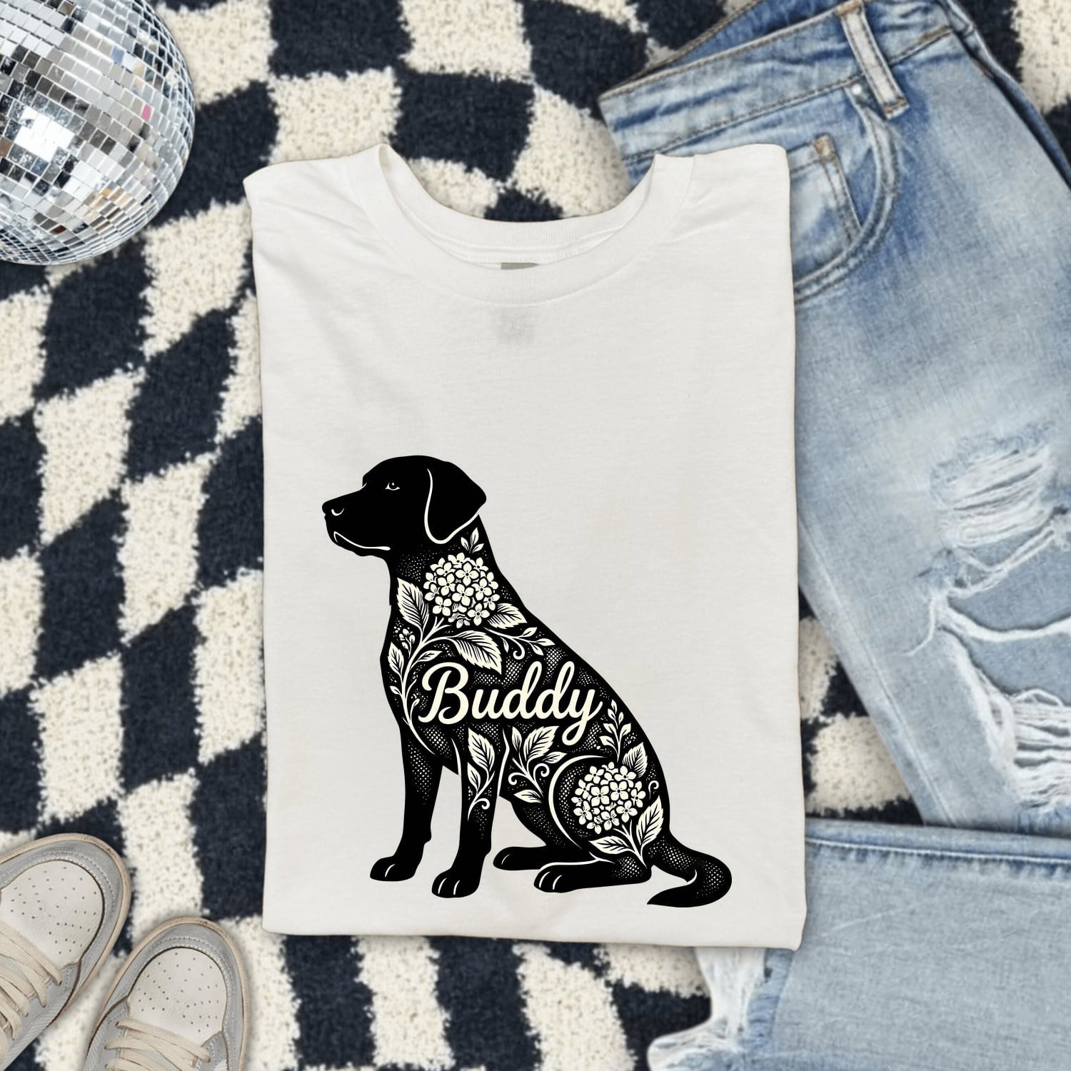 Labrador Retriever Shirt for Women – Botanical Contemporary Floral Hortensia Dog Graphic Tee