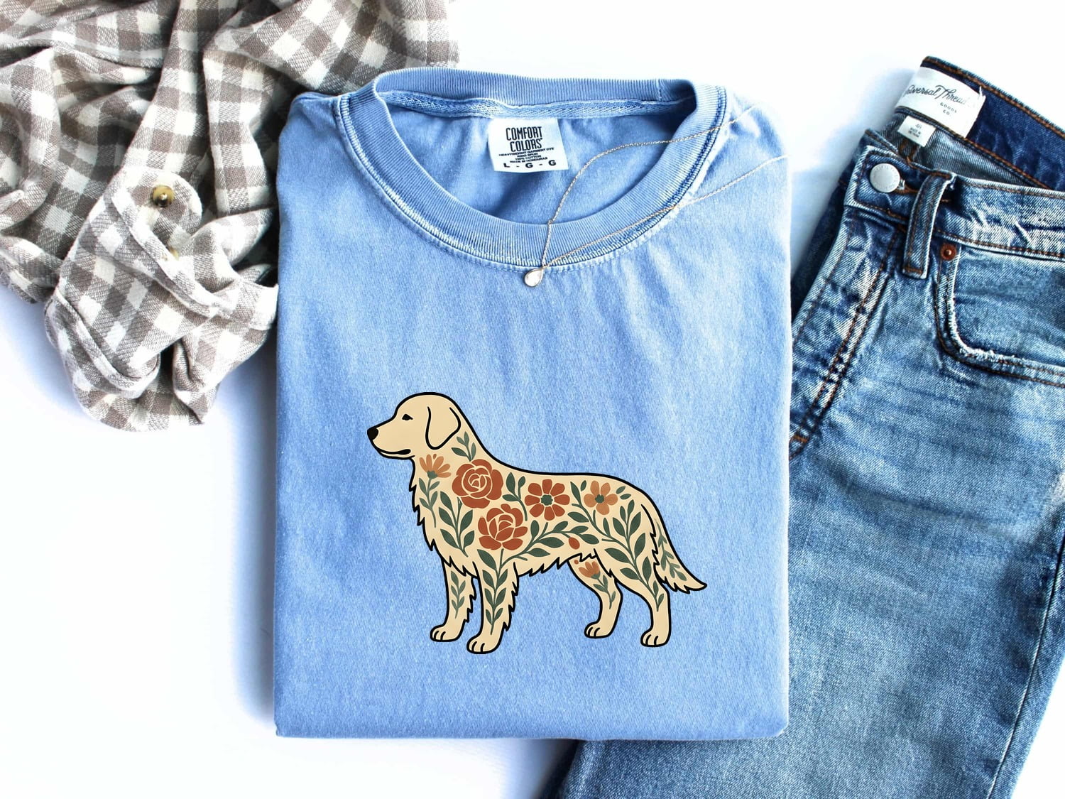 Golden Retriever Shirt for Women – Boho Chic Indigenous Blossom Garden Canine Graphic Tee
