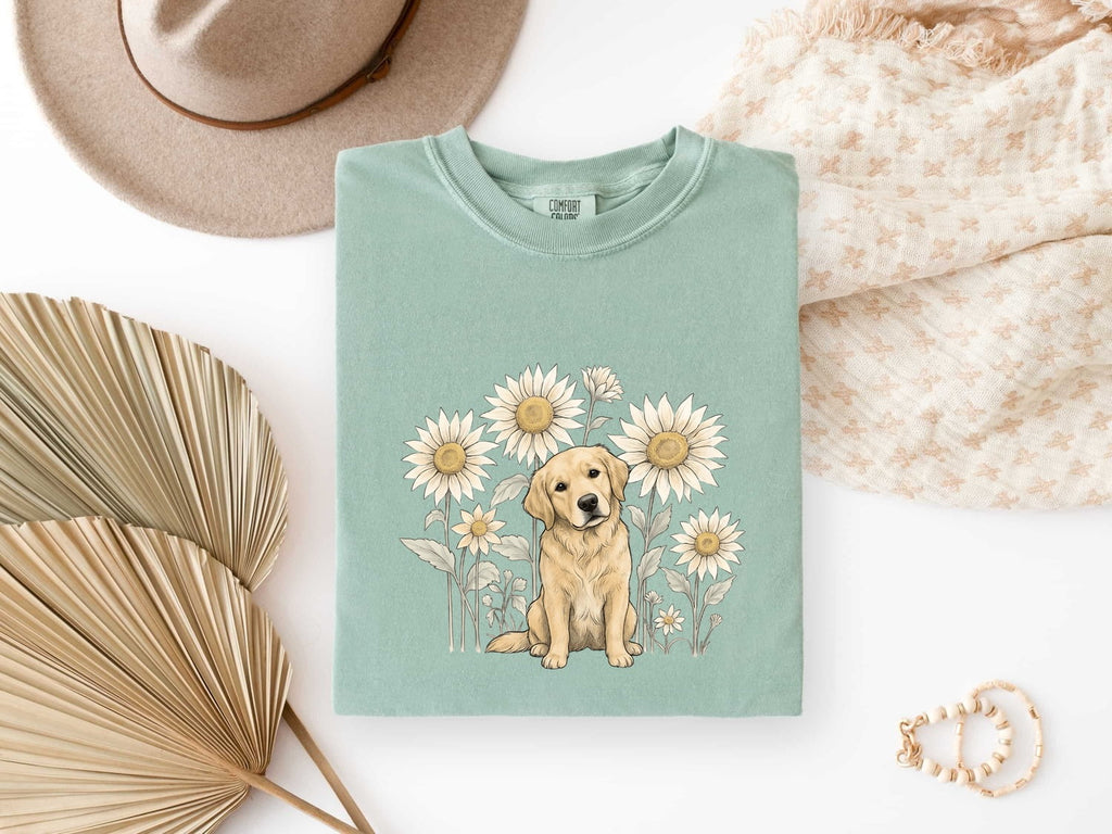 Golden Retriever Shirt for Women – Floral Doodle Sunflower Petals Nature Canine Graphic Tee