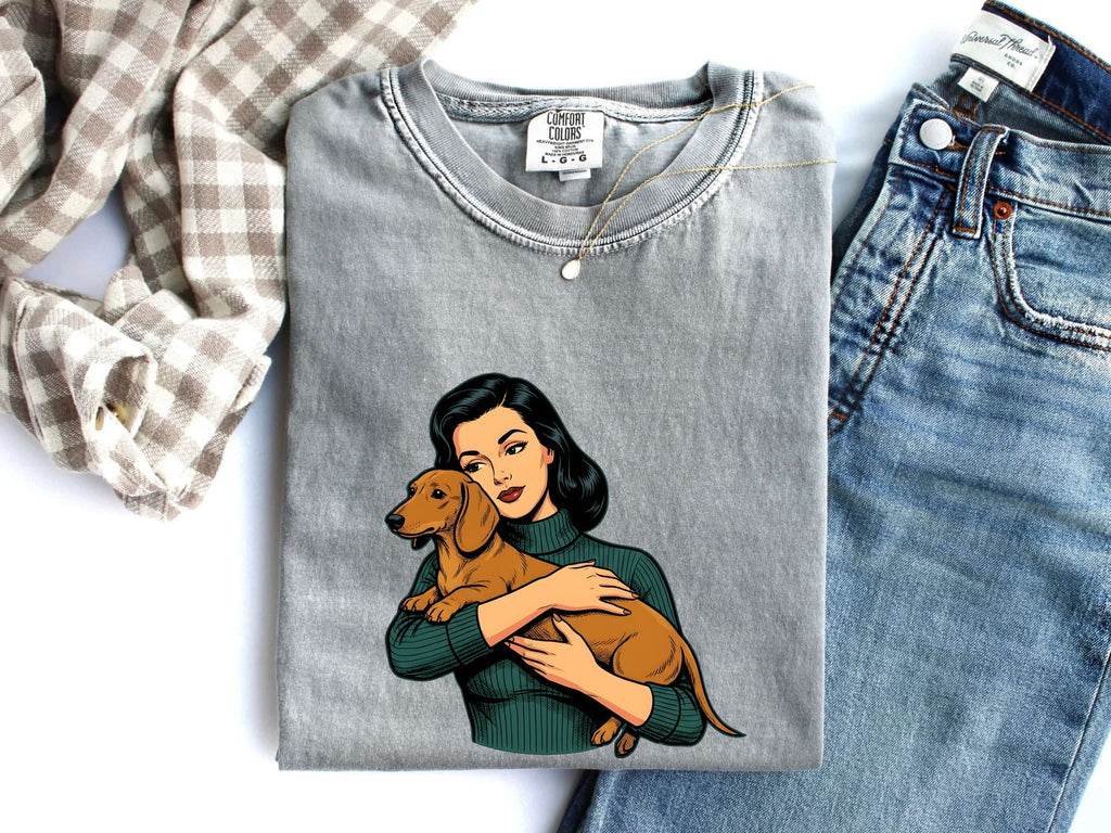 Dachshund Shirt for Women – Retro Cartoon Hug Wiener Dog Doodle Graphic Tee