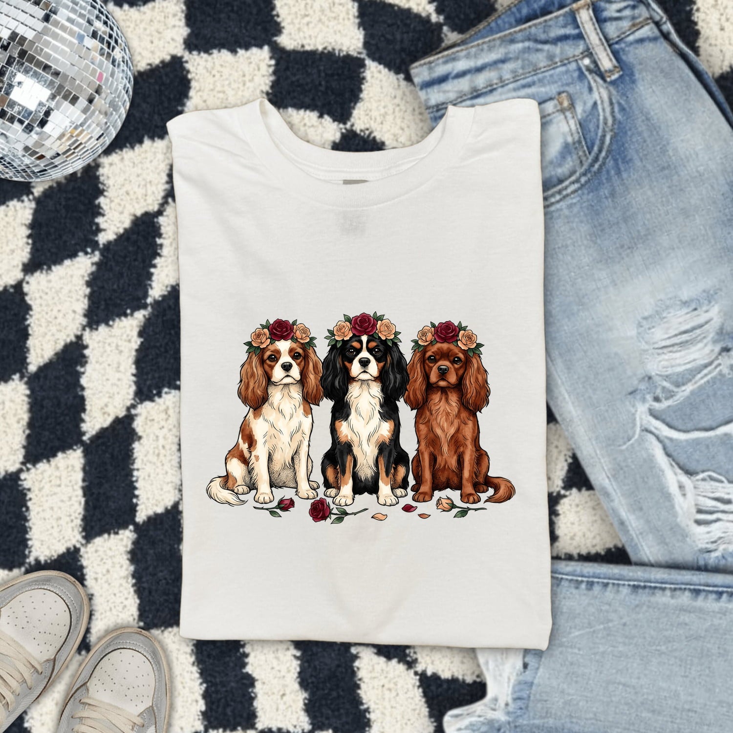 Cavalier Spaniel Shirt for Women – Retro Hand Drawn Flower Wreath Dog Graphic Tee
