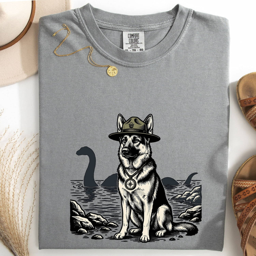 German Shepherd Shirt for Women – Retro Vintage Outdoor Navigation Sketch Graphic Tee