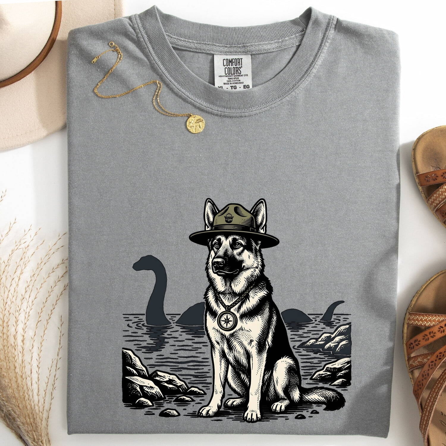 German Shepherd Shirt for Women – Retro Vintage Outdoor Navigation Sketch Graphic Tee