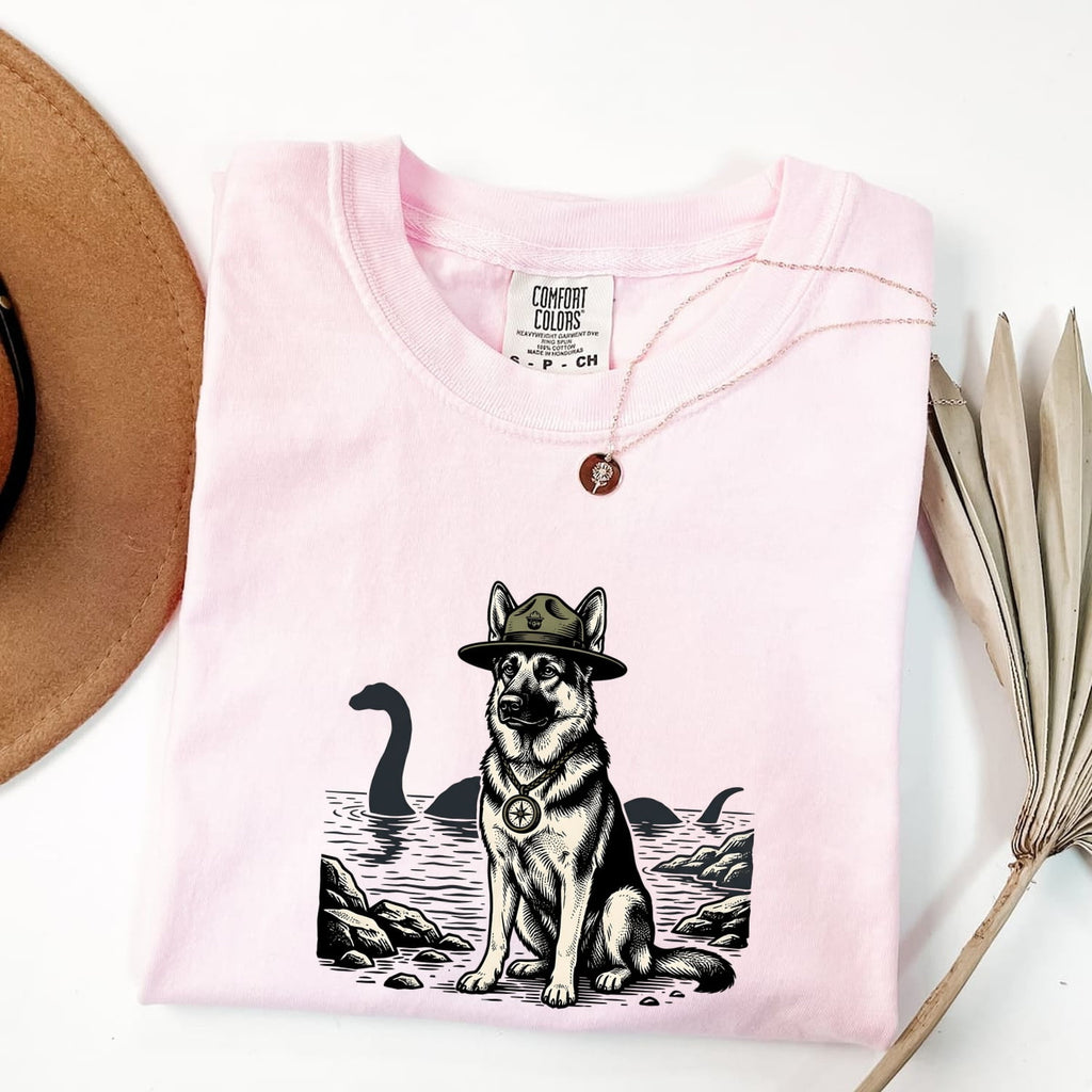 German Shepherd Shirt for Women – Retro Vintage Outdoor Navigation Sketch Graphic Tee