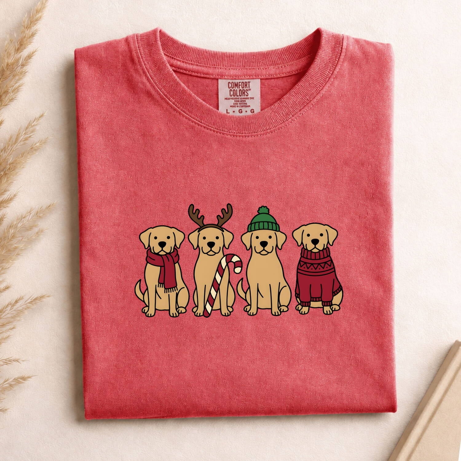 Christmas Labrador Shirt for Women – Holiday Cartoonish Dog Festive Graphic Tee