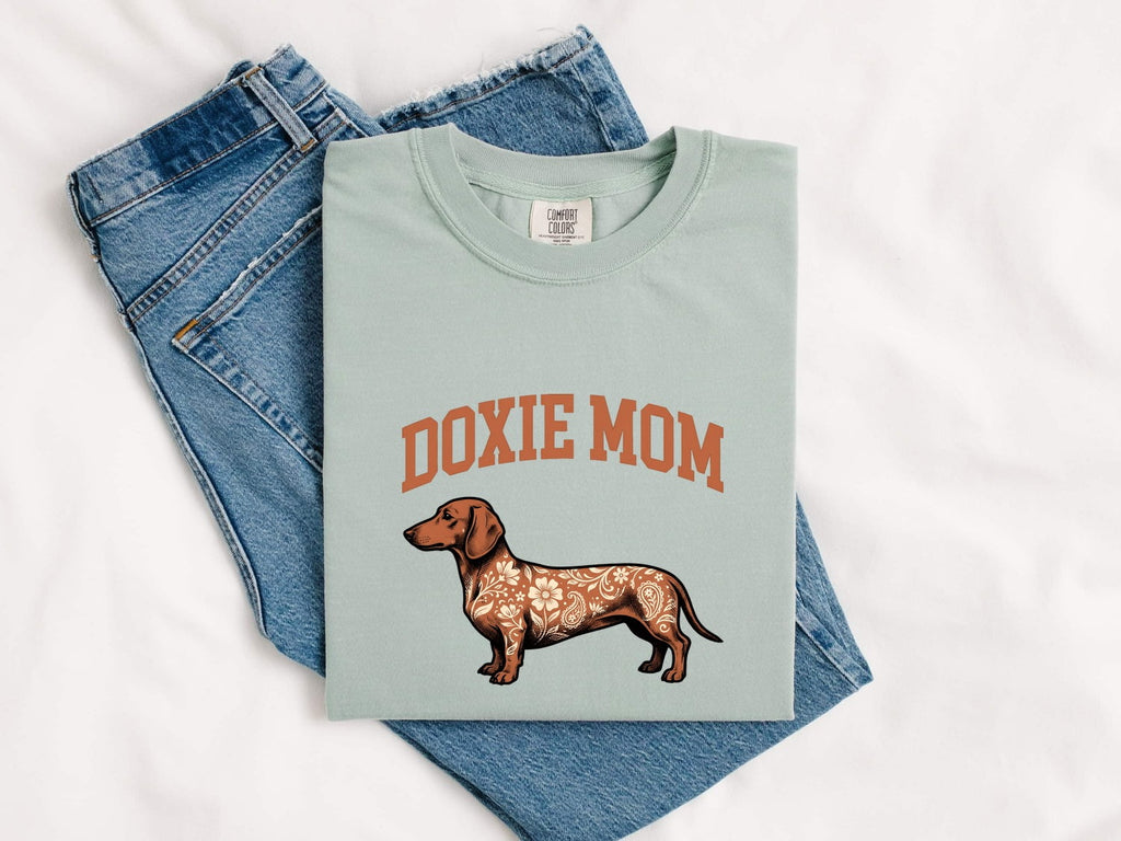 Dachshund Shirt for Women – Nostalgic Cartoon Blossom Print Wildlife Wiener Dog Graphic Tee