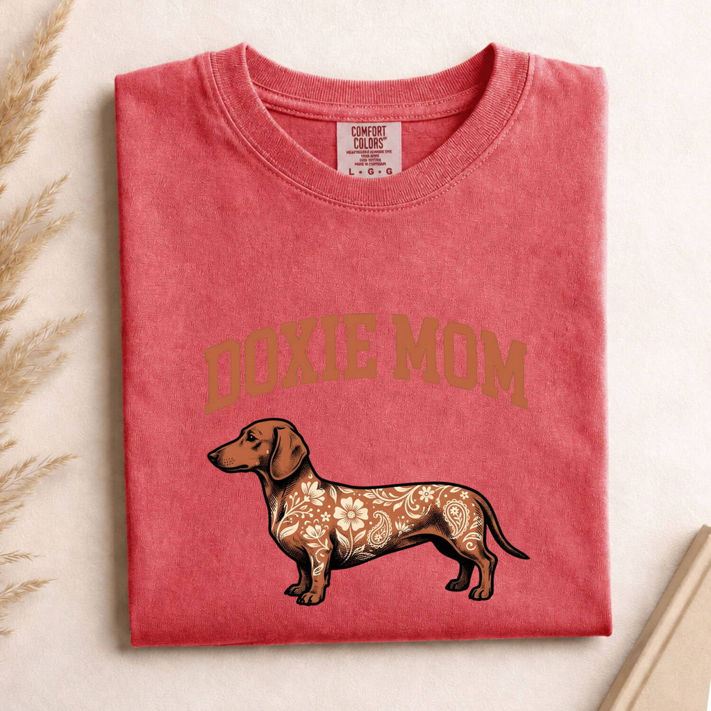 Dachshund Shirt for Women – Nostalgic Cartoon Blossom Print Wildlife Wiener Dog Graphic Tee
