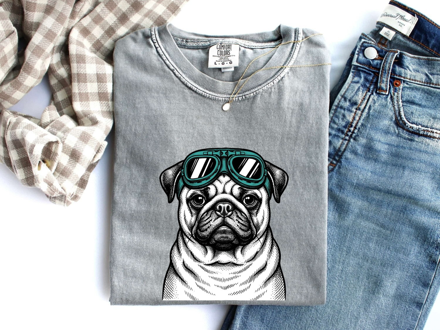 Pug Shirt for Women – Old School Retro Aviator Glasses Creature Puppy Graphic Tee