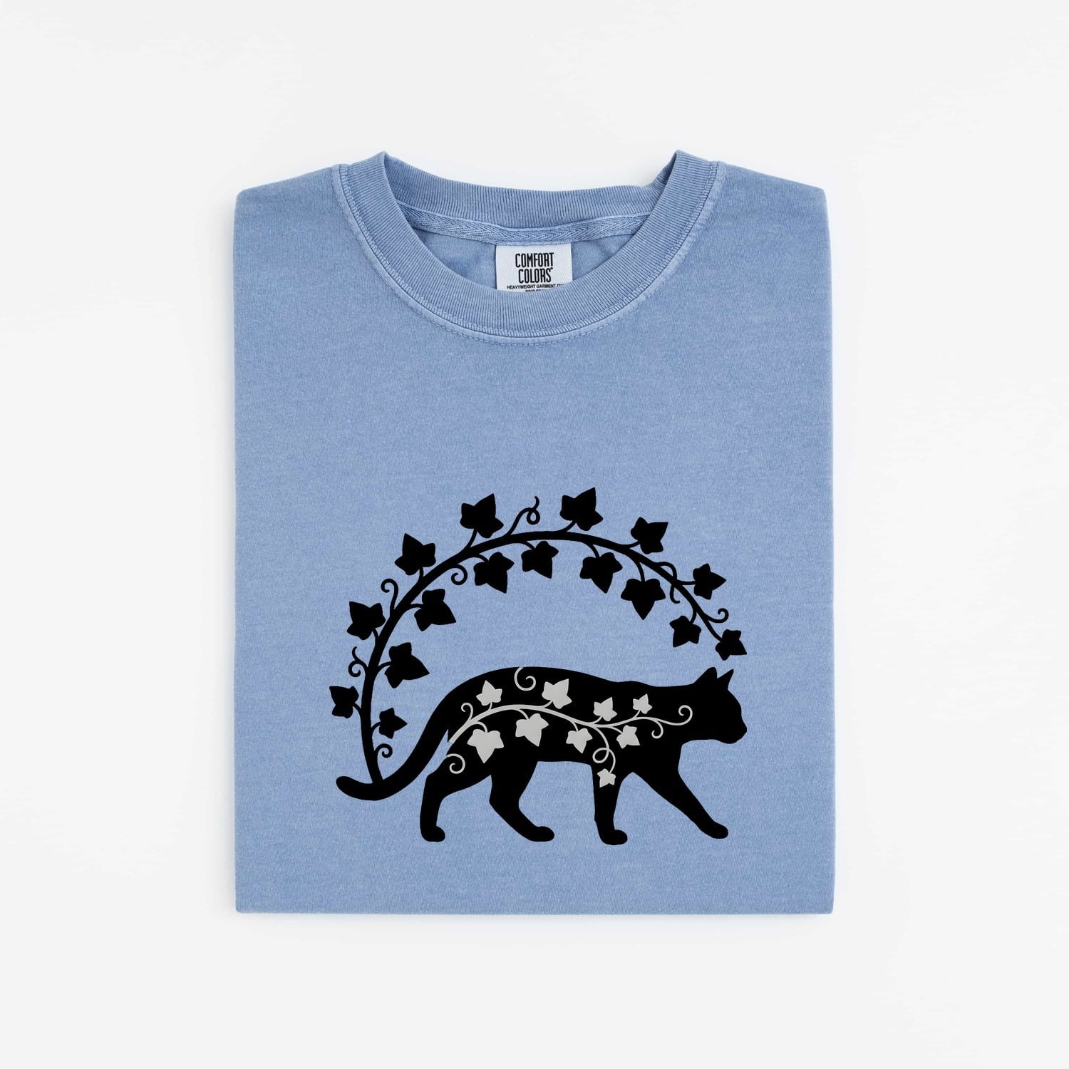 Cat Silhouette Shirt for Women – Line Art Wilderness Outdoor Nature Climbing Leaves Graphic Tee
