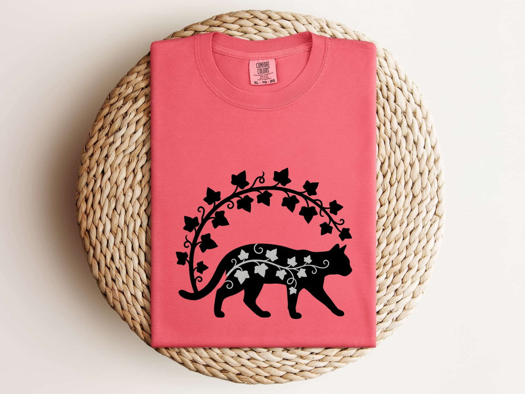 Cat Silhouette Shirt for Women – Line Art Wilderness Outdoor Nature Climbing Leaves Graphic Tee