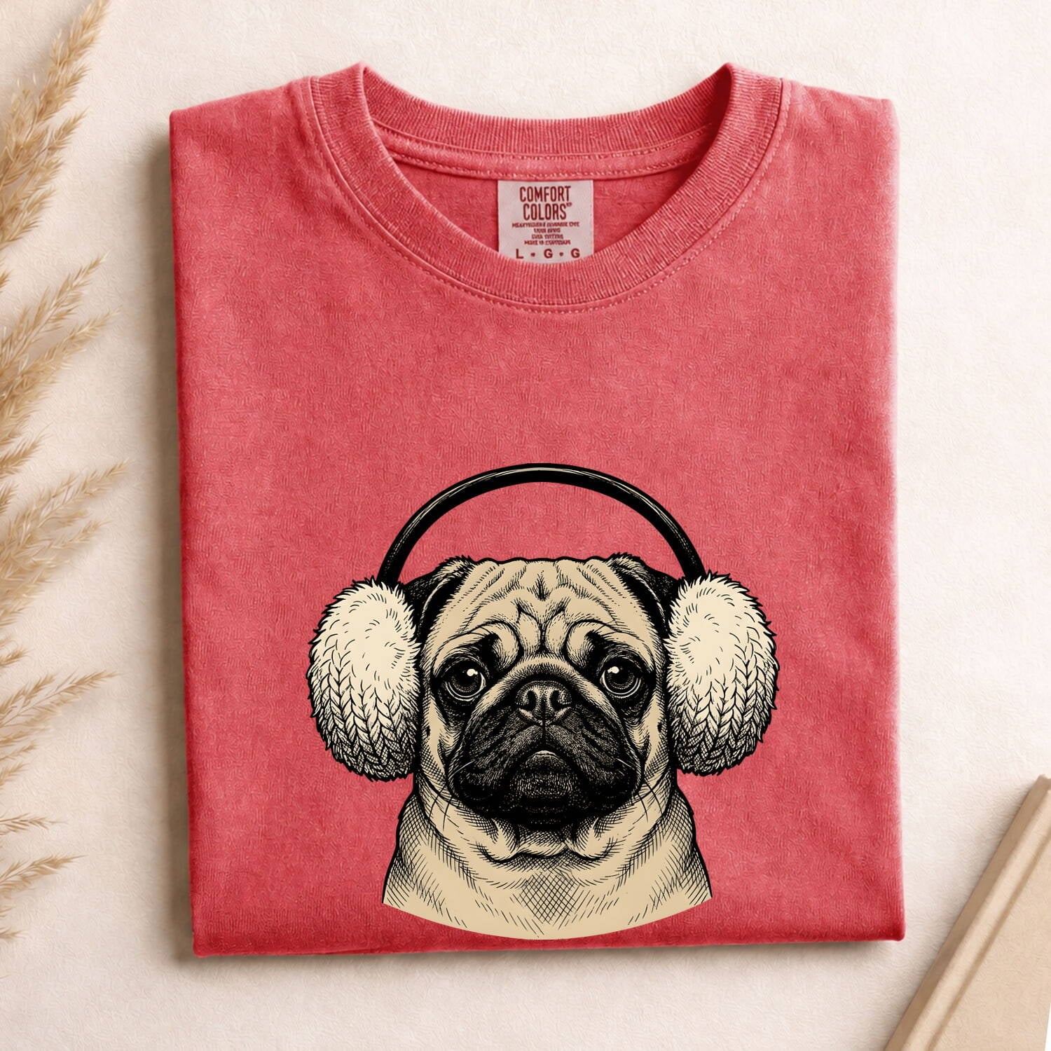 Pug Shirt for Women – Funny Retro Sketch Winter Hat Comedy Puppy Graphic Tee